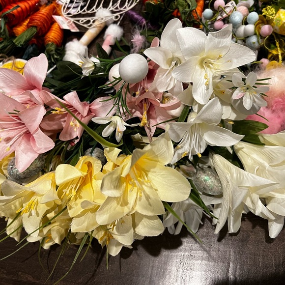 Easter Bundle decor - NWT - Picture 3 of 7